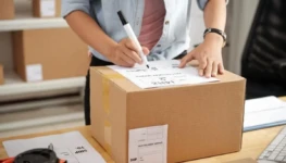como-enviar-encomenda-pelo-correio.jpg-1 (1)
