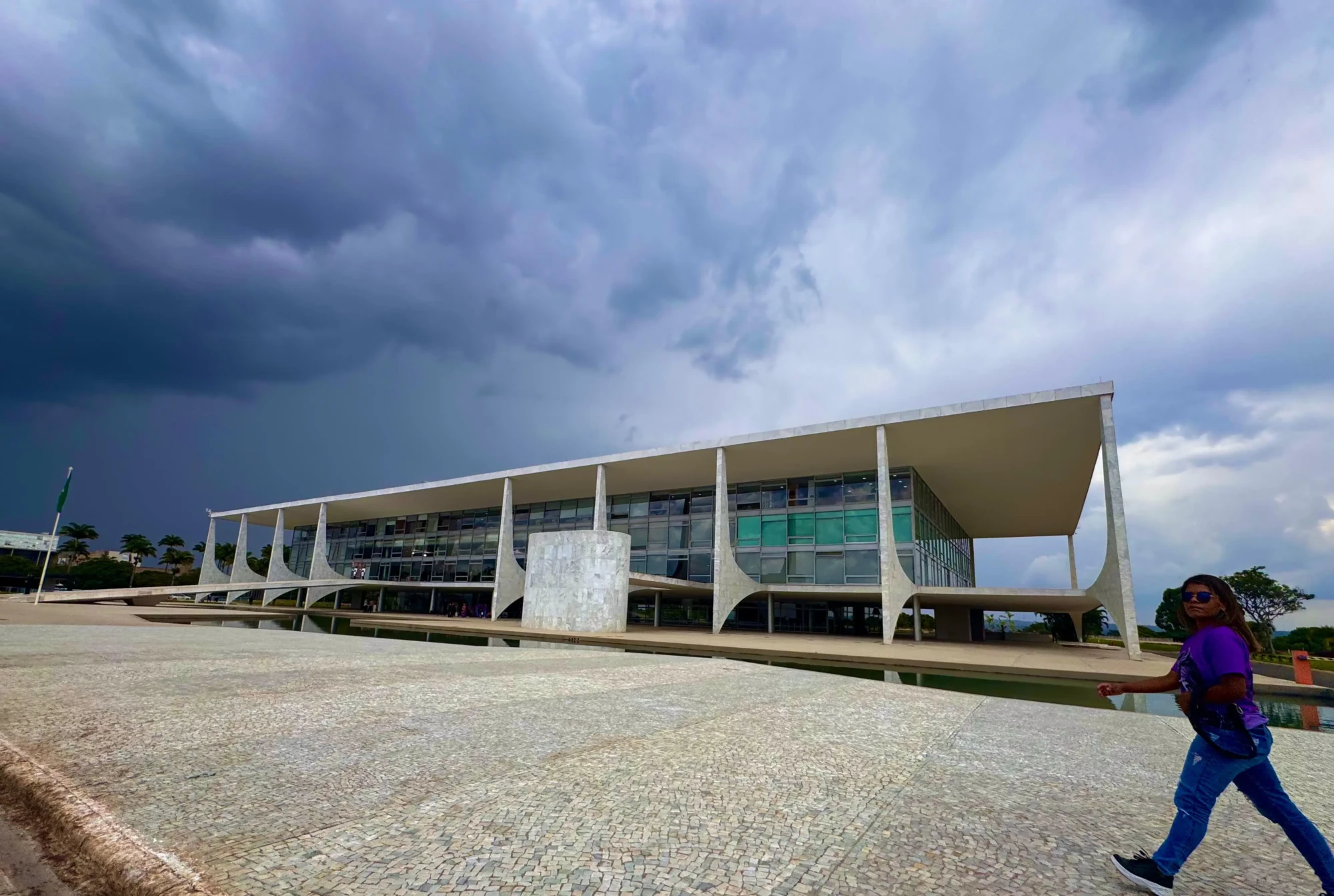 WhatsApp Image 2025-11-18 at 21.34.03