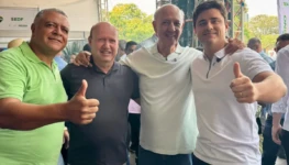 Arruda foi visto na Feira No Entorno Tem, junto com políticos do Entorno. Foto Graciliano Cândido Jornal Opção