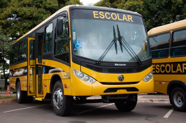17_18_43_404_transporte_escolar_onibus