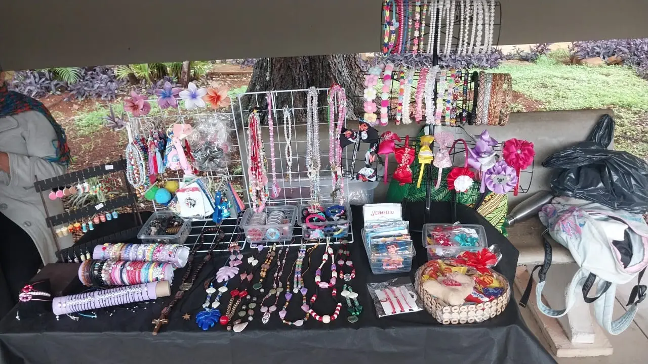 Feira de Artesanato Raízes do Entorno 3