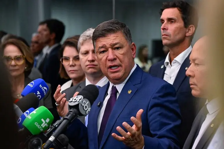 carlos-viana-768x509